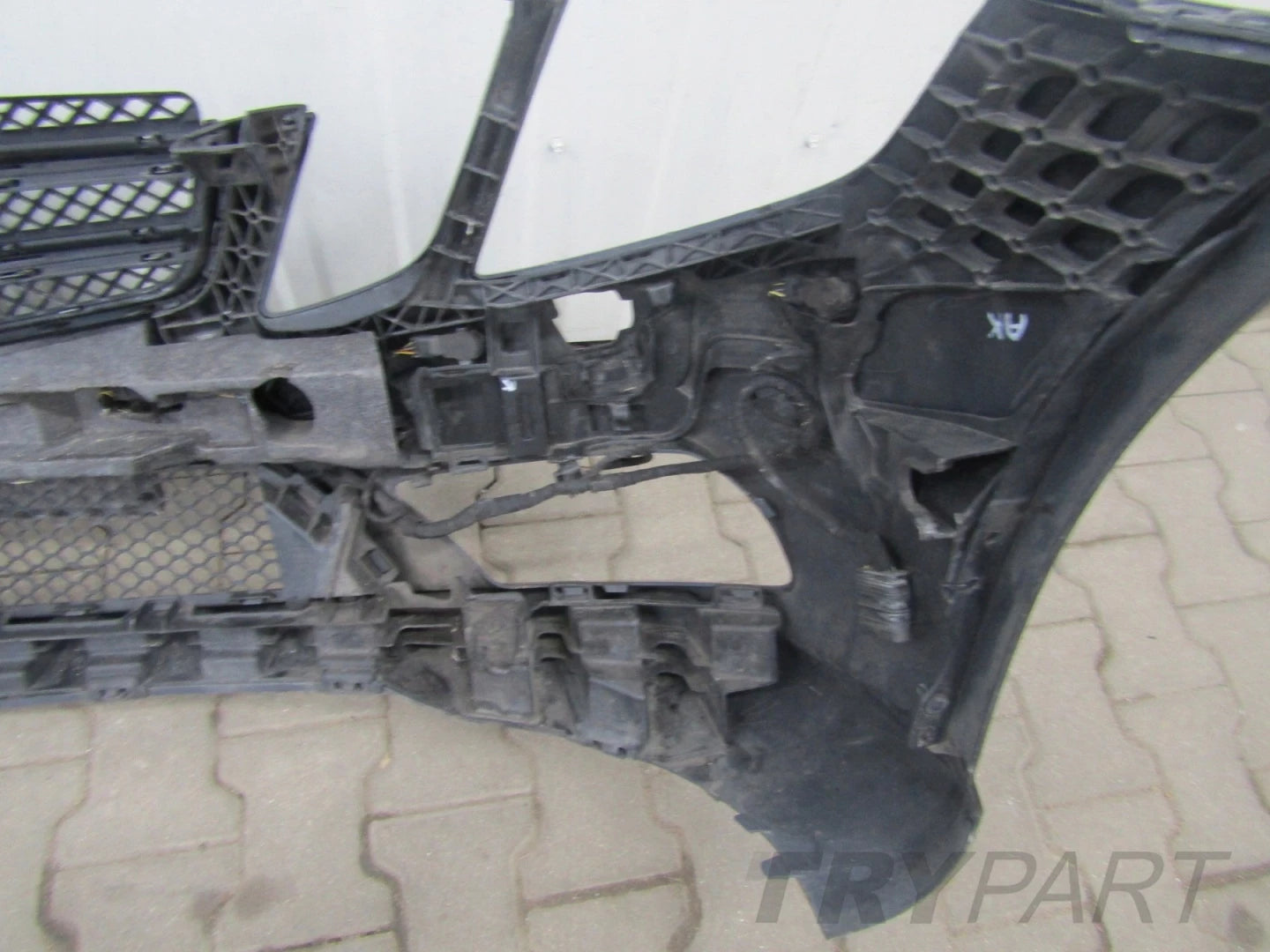 Front Bumper Mercedes E-Class Coupe 207 AMG 09-12