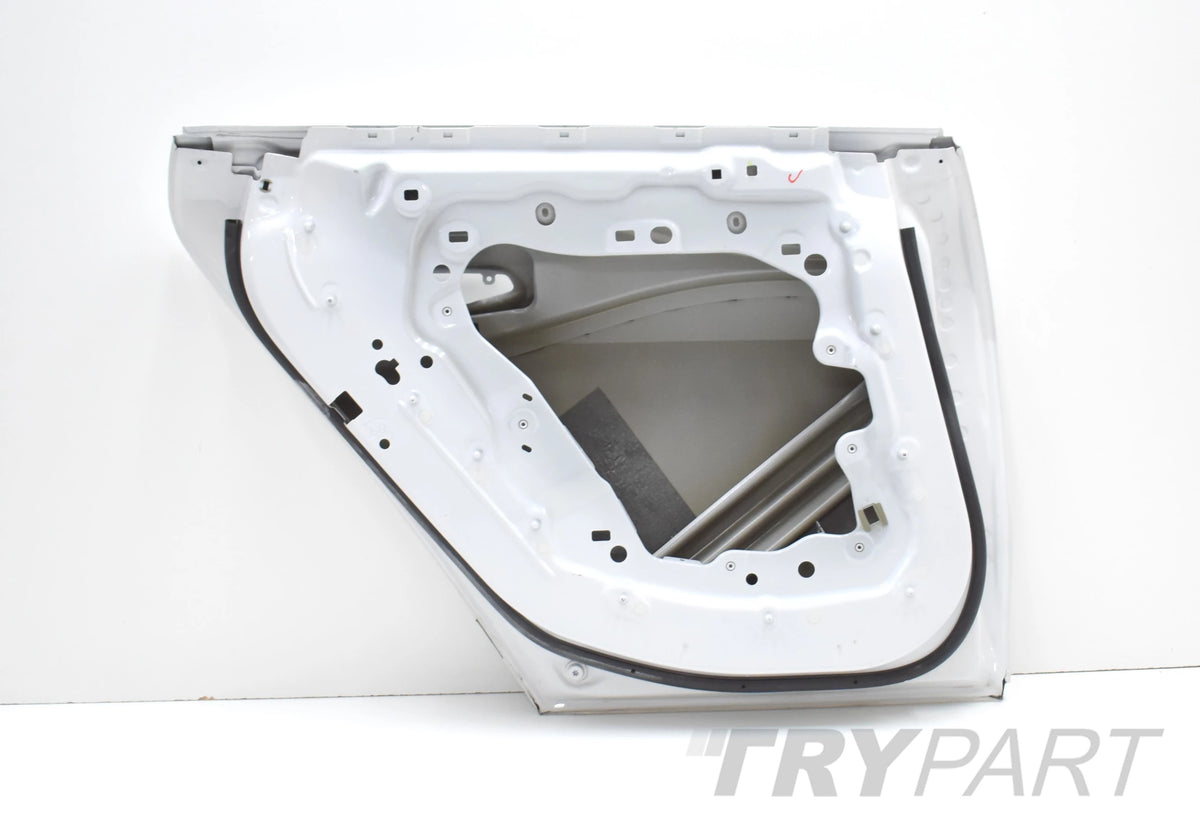 BMW 4 GRAN COUPE G26 LEFT REAR DOOR ORG