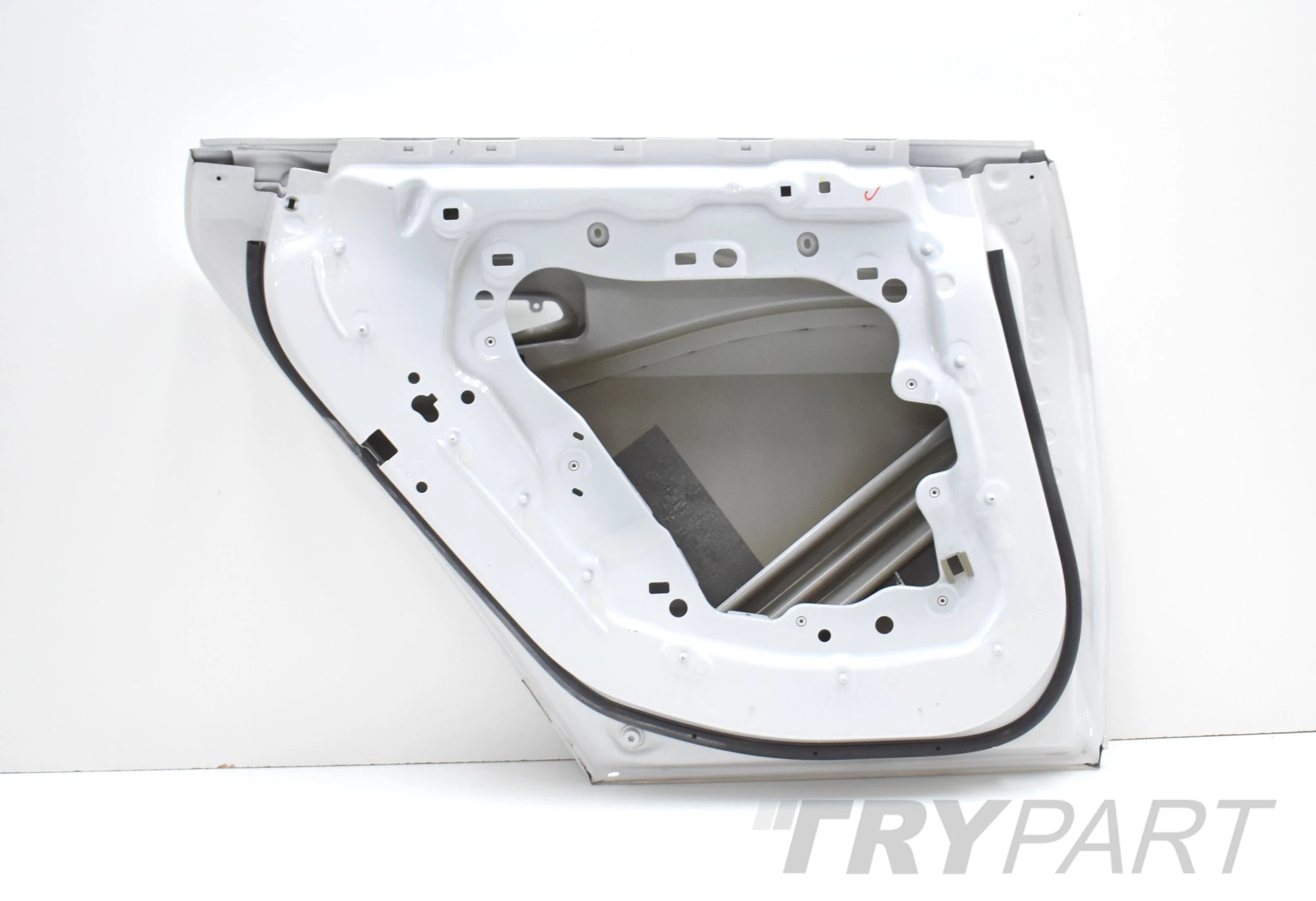 BMW 4 GRAN COUPE G26 LEFT REAR DOOR ORG
