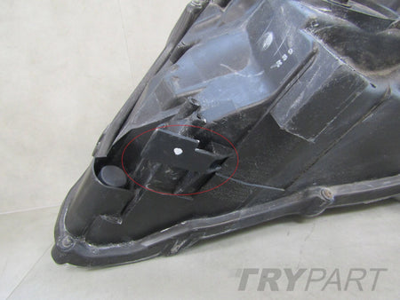 HEADLIGHT TOYOTA AVENSIS T27 LIFT 11-15 XENON SWIVEL RH 10000-17687