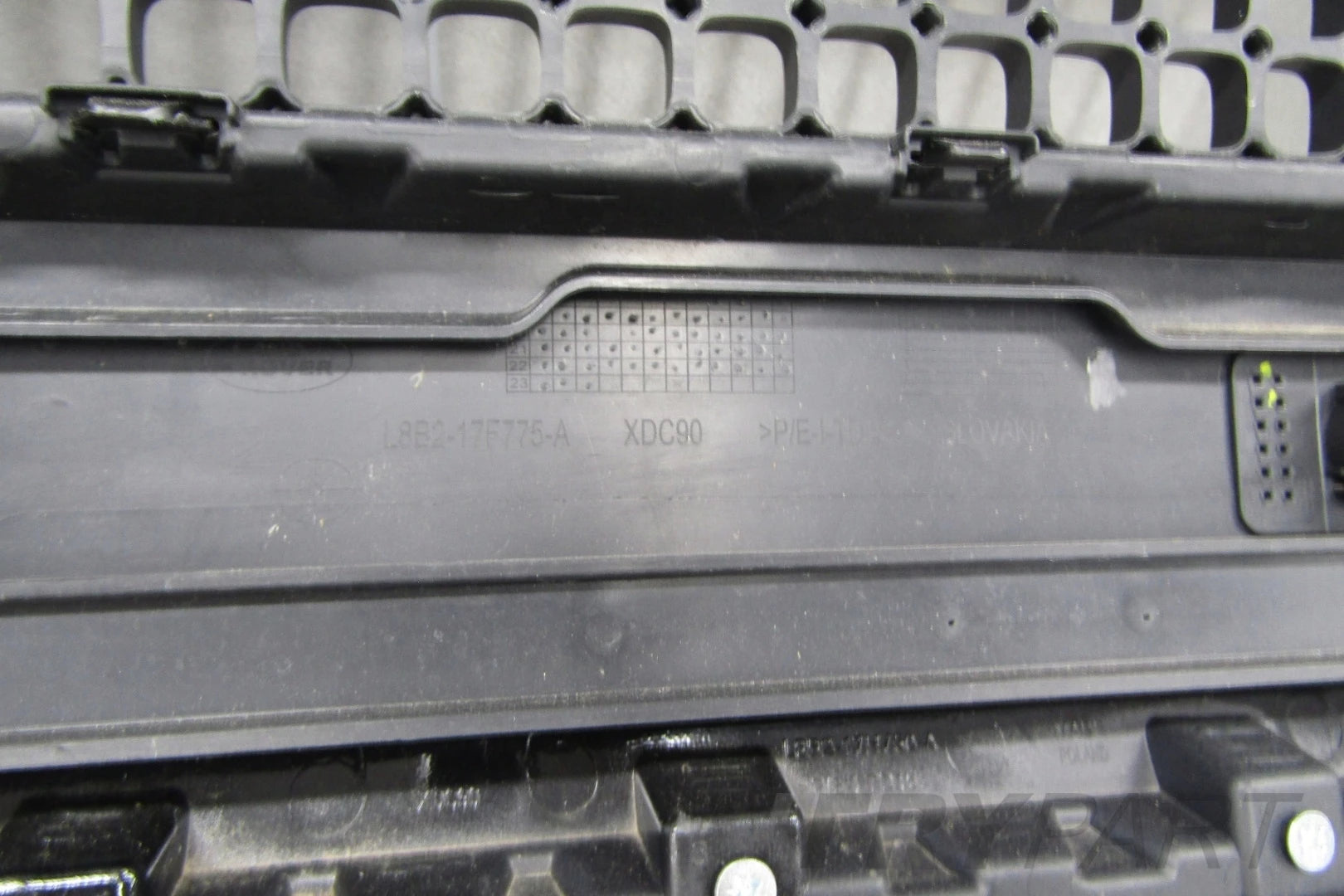 Front Bumper for Land Rover Defender 2 II L663 20-