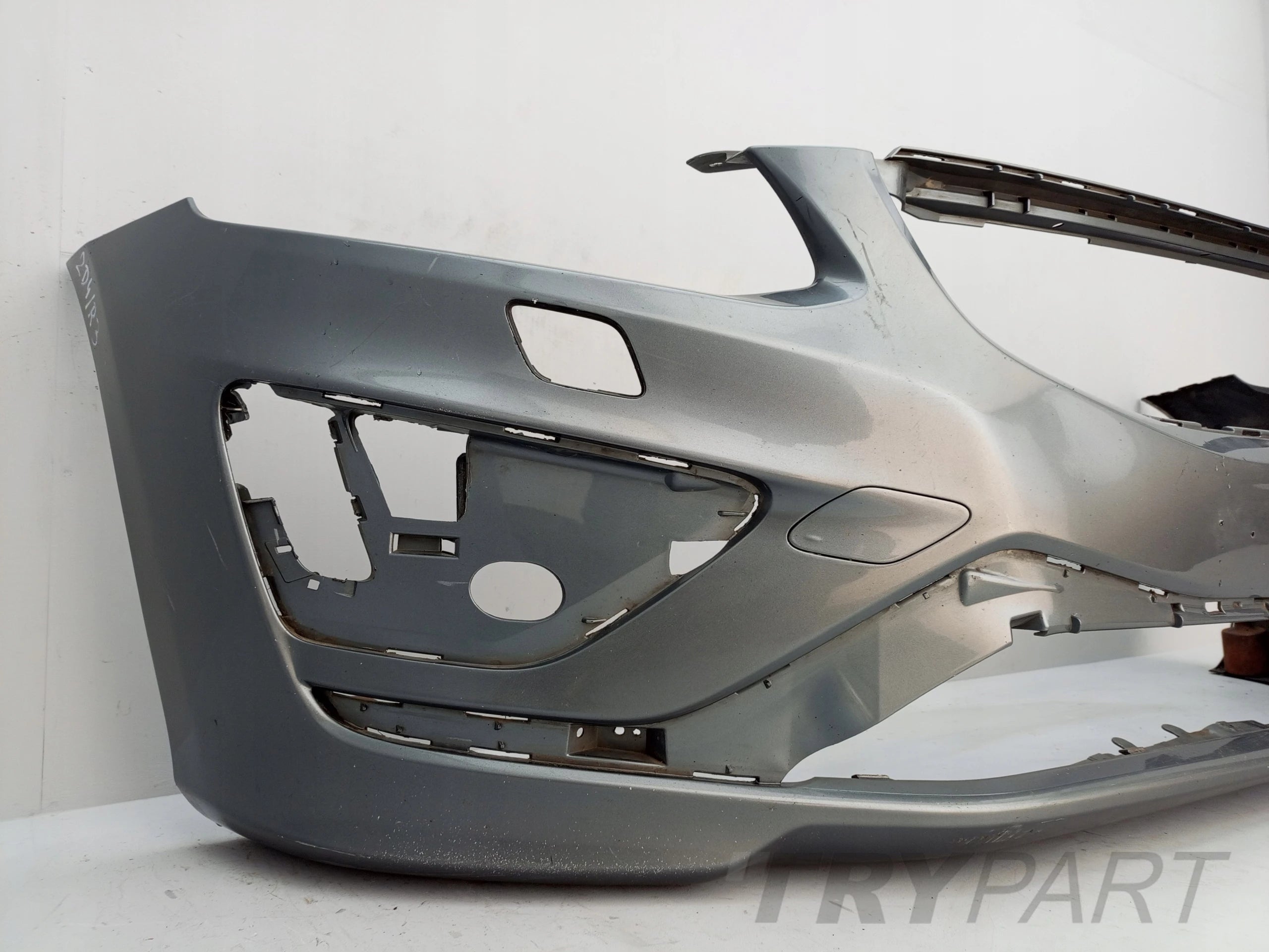 VOLVO XC60 I LIFT R-DESIGN 2013- FRONT BUMPER 31383105