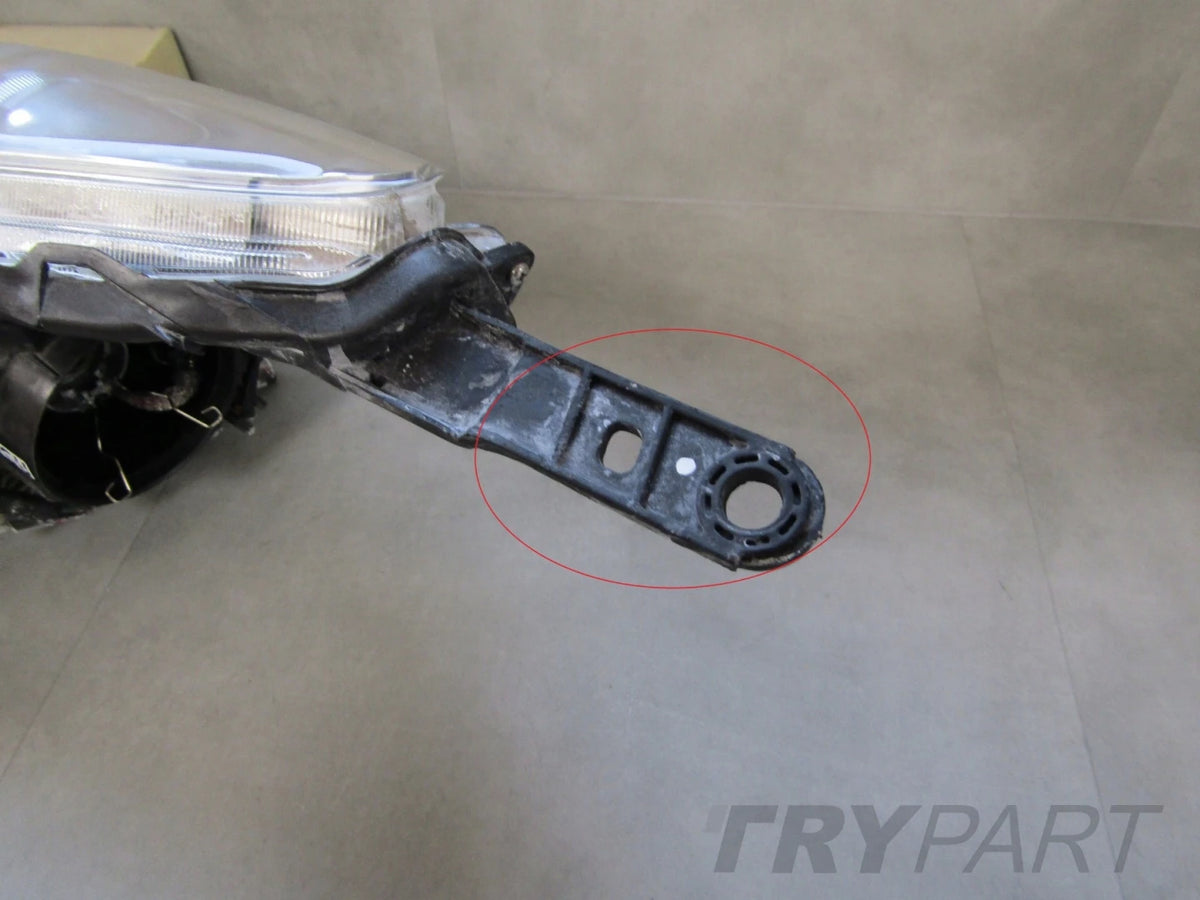 HEADLIGHT SUBARU LEGACY V OUTBACK IV XENON 09-12 RH