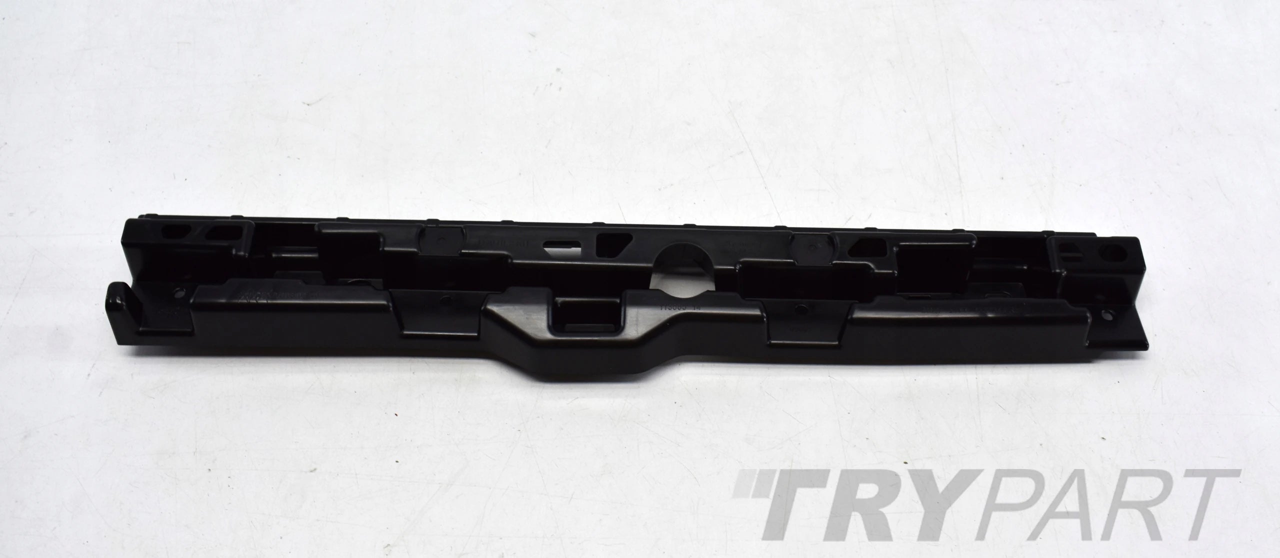 BMW G30 G31 DOOR SILL MOUNTING BRACKET RIGHT NEW ORG