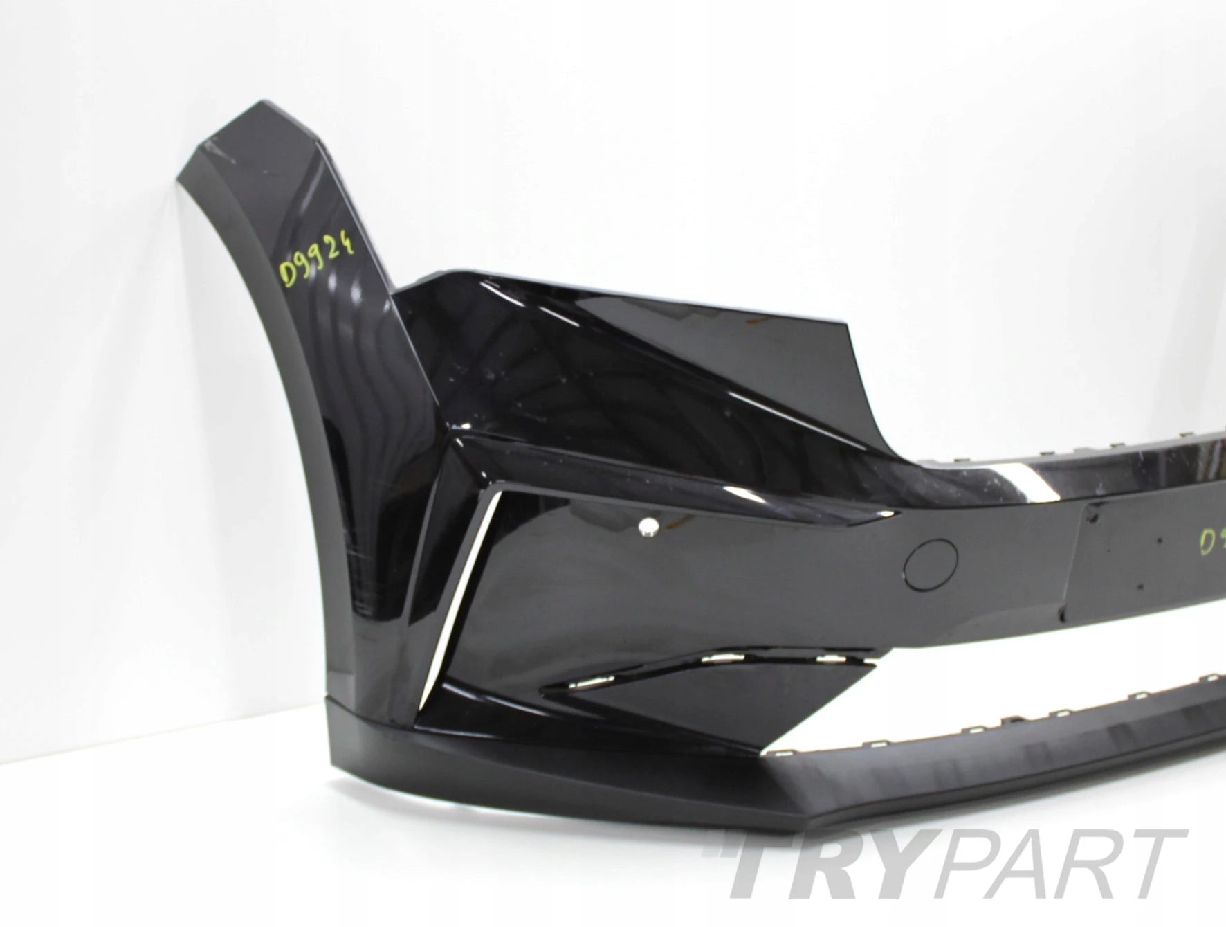 SKODA ENYAQ 5LA FRONT BUMPER ORG + BOTTOM