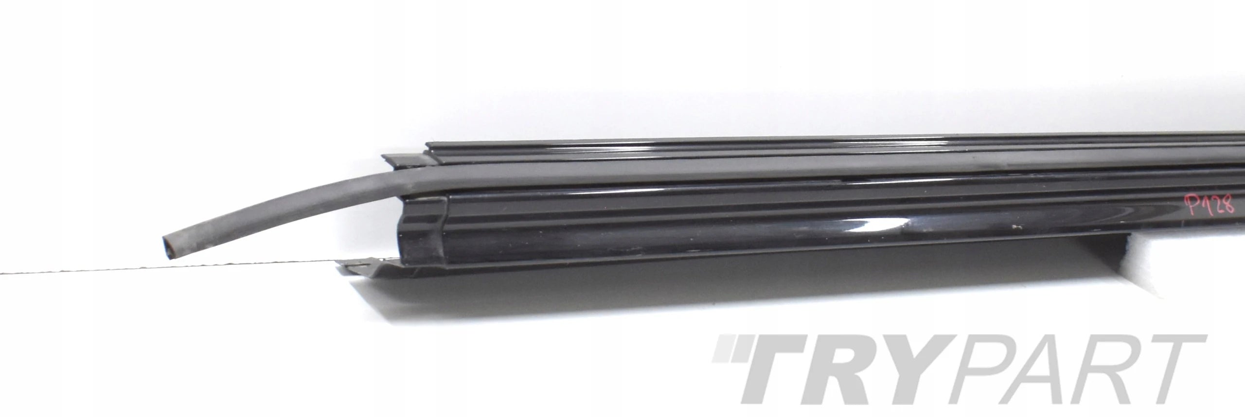 VOLVO XC90 II RIGHT SILL STRIP ORG 31672371