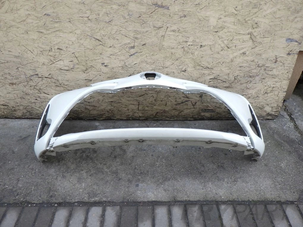 TOYOTA YARIS III 3 LIFT 17- Front Bumper