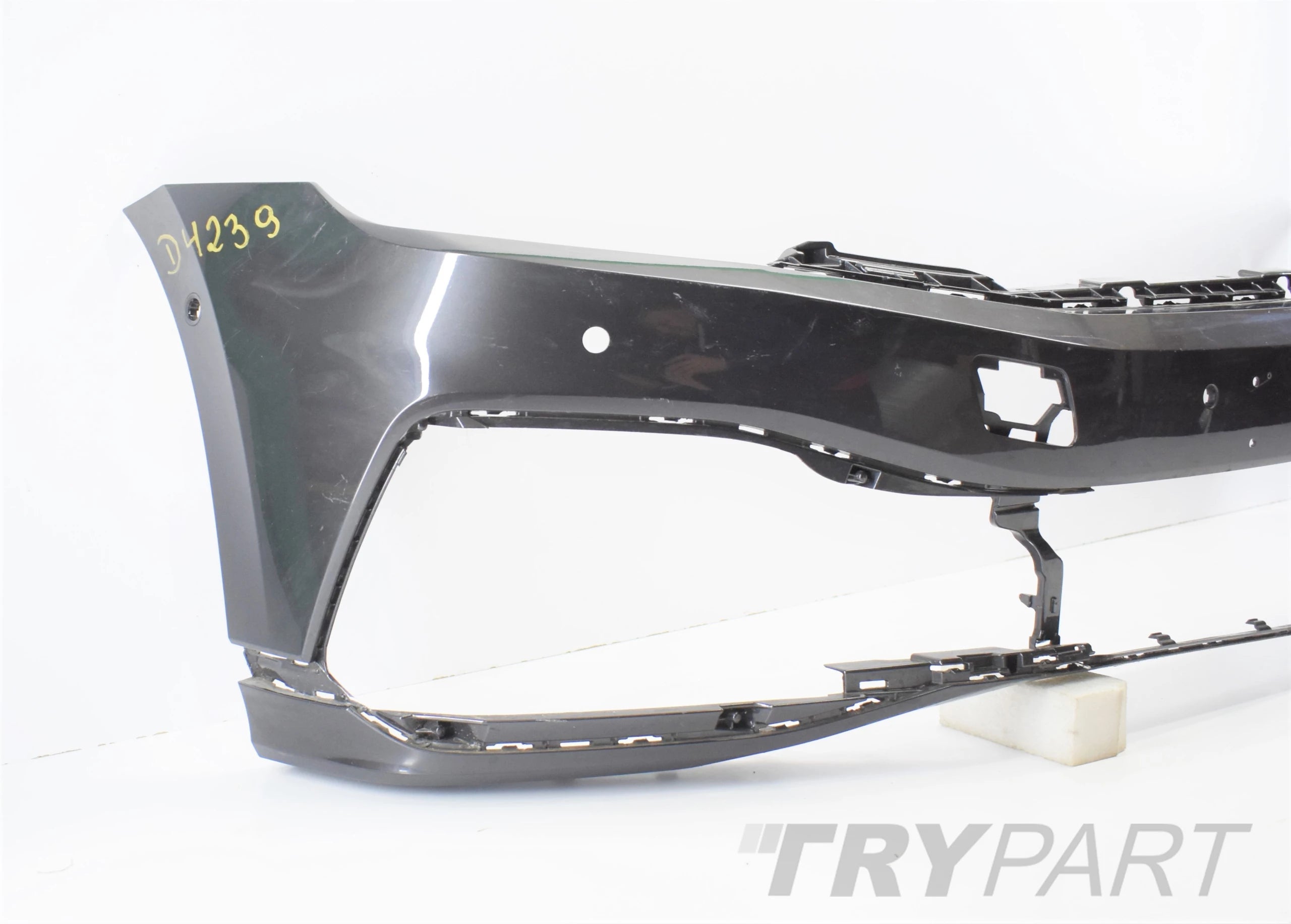 VW PASSAT B8 R LINE LIFT FRONT BUMPER SUPER CONDITION
