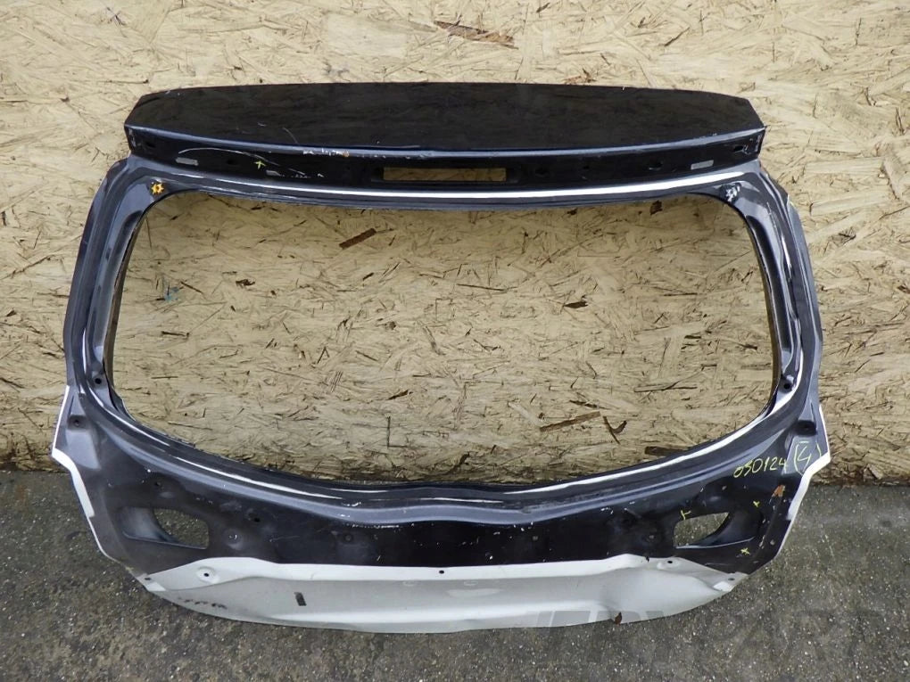 TOYOTA YARIS III LIFT IV 17- REAR TRUNK LID