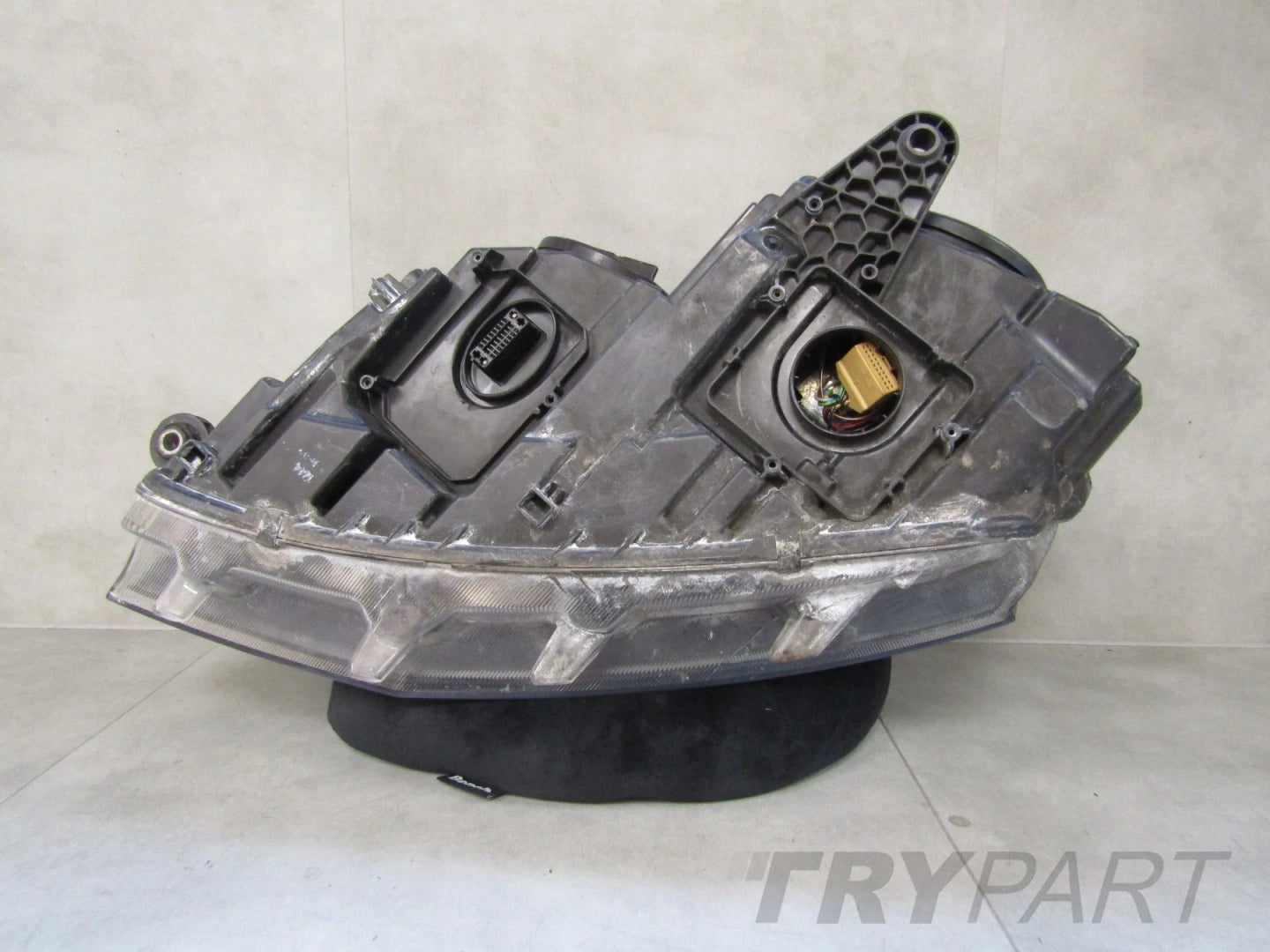 HEADLIGHT SKODA OCTAVIA 3 III BI-XENON SWIVELING 12-16 RH RIGHT 5E1941016B