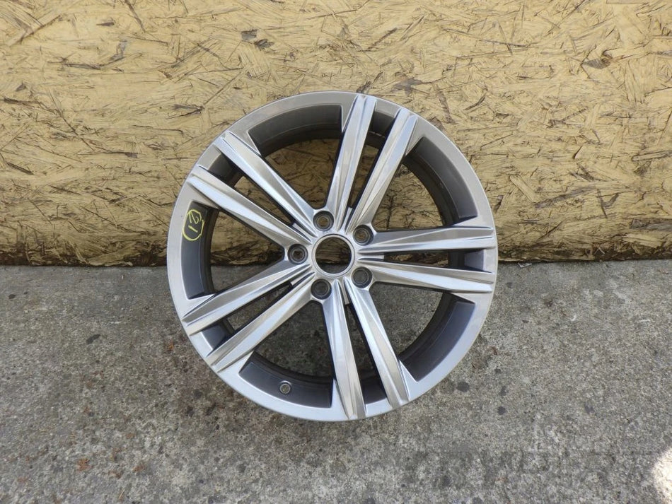 VW Arteon 3G8 5x112 8J x 18 ET40 Alloy Wheel