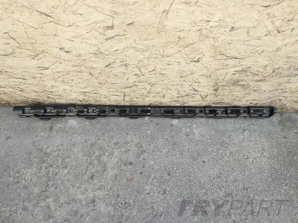 VW Passat B8 3G0 14- Left Sill Mount