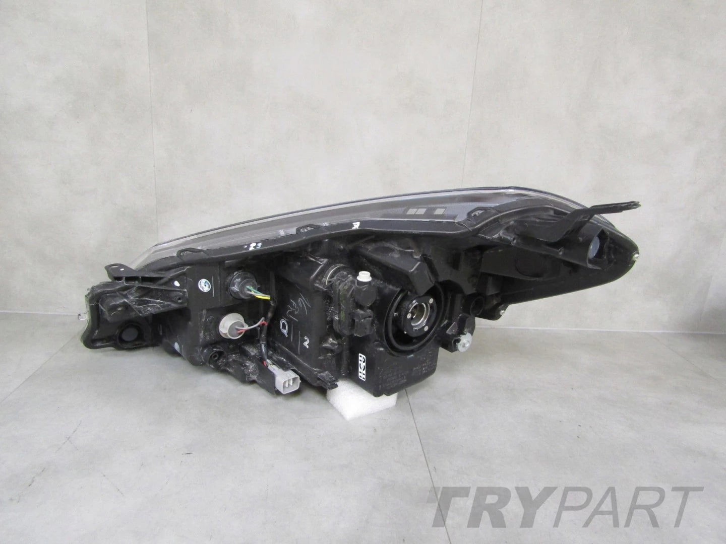 Front Lamp Toyota Yaris 3 III Facelift REGULAR LENS 17-20 RH RIGHT