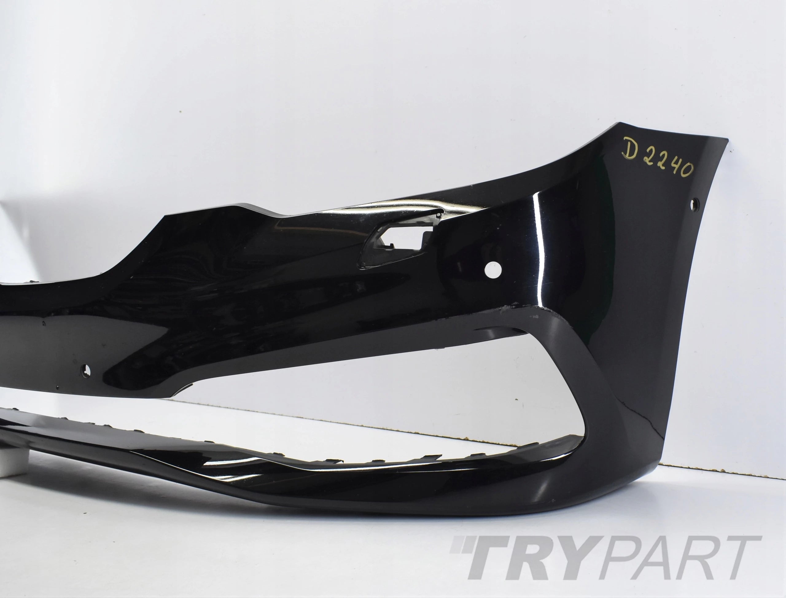 BMW 5 G30 G31 FRONT BUMPER EXCELLENT CONDITION ORIGINAL