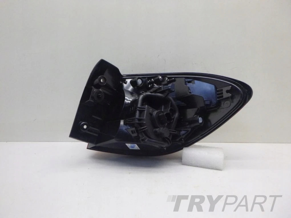 RENAULT CAPTUR LIFT LED 17- Rear lamp left