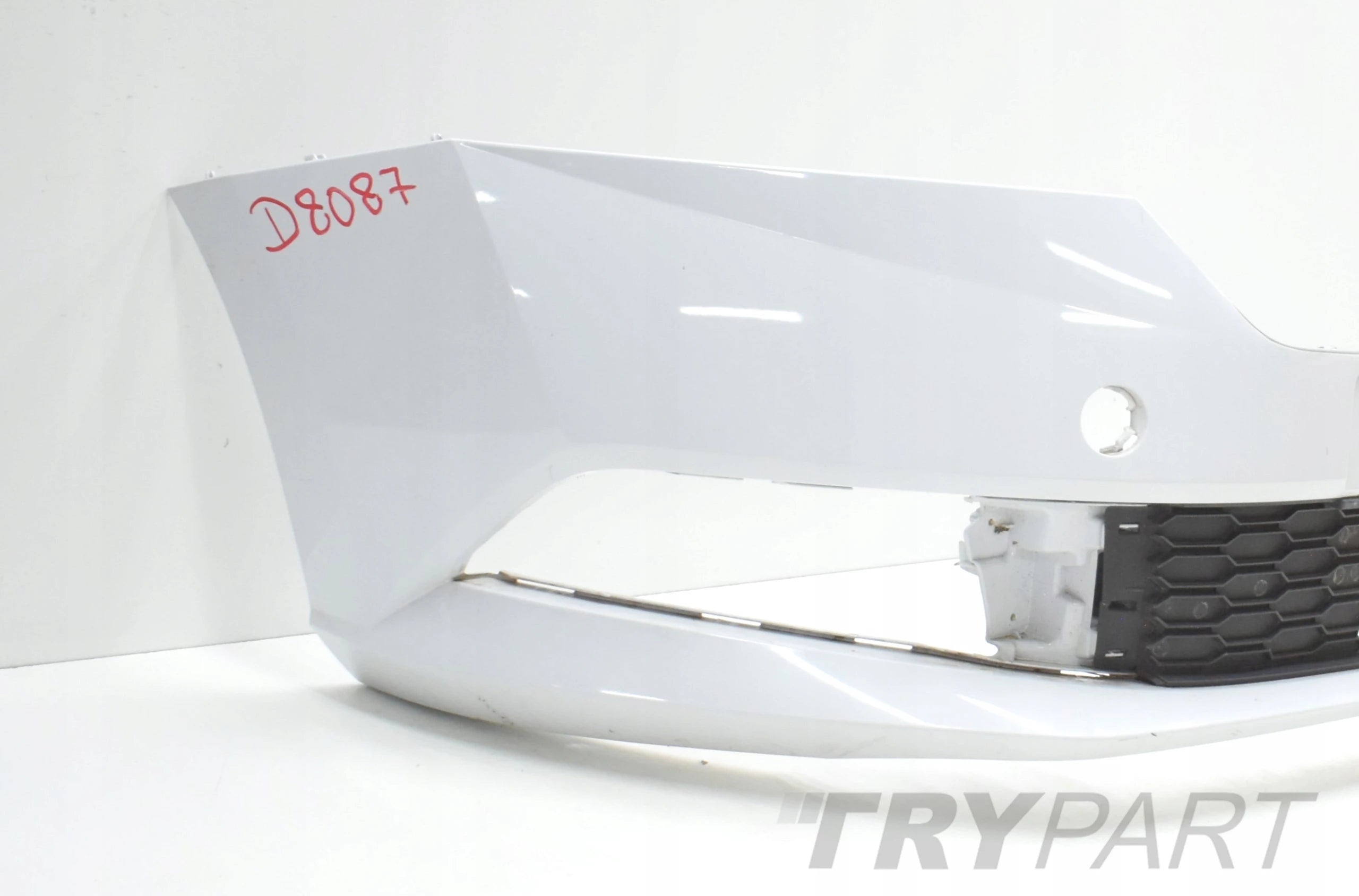 SKODA FABIA III LIFT 6V0 FRONT BUMPER ORG + GRILLE