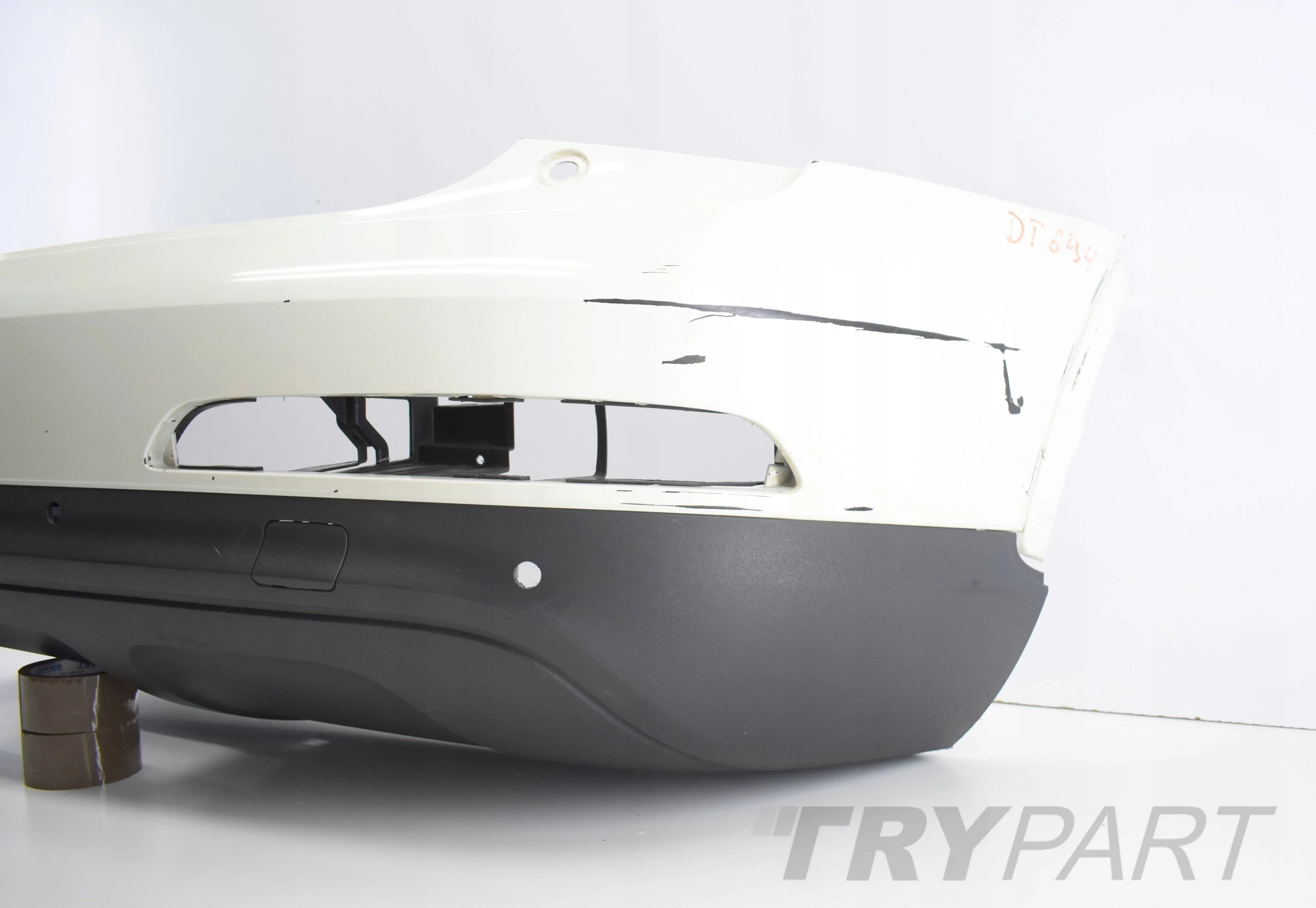 AUDI Q3 8U0 REAR BUMPER EXCELLENT CONDITION ORG