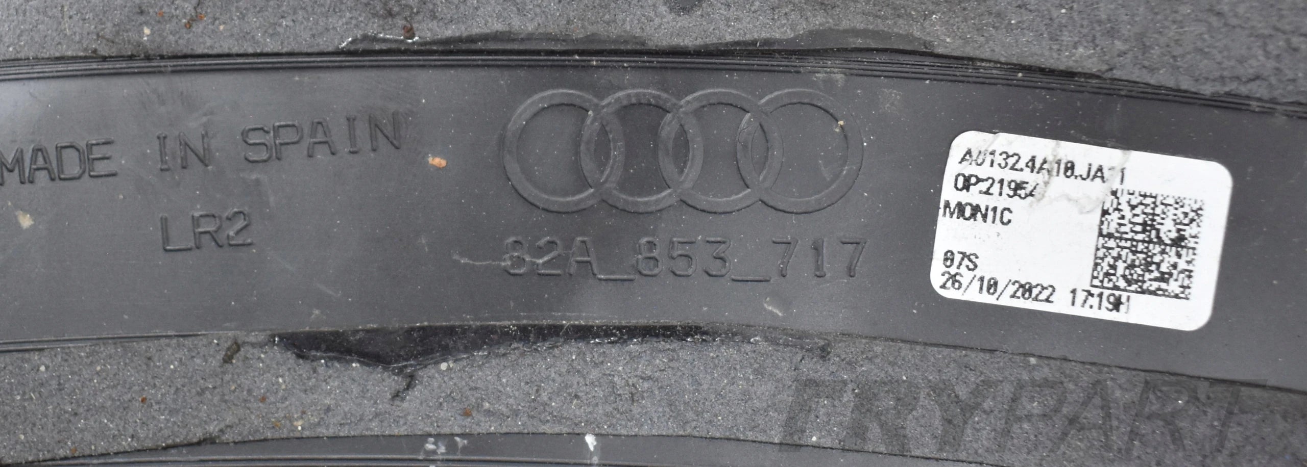 AUDI A1 II 82A CITYCARVER LEFT FENDER MOULDING FRONT FRONT ORG