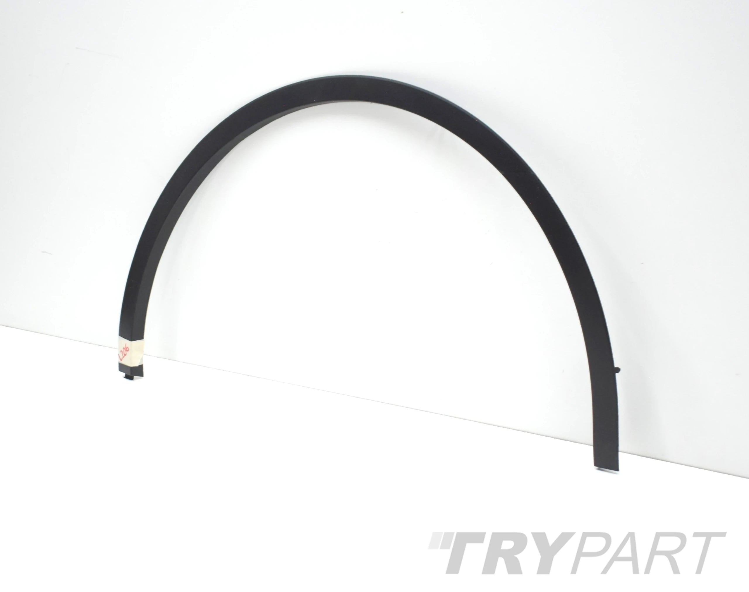 TESLA MODEL Y RIGHT FRONT FENDER TRIM ORG