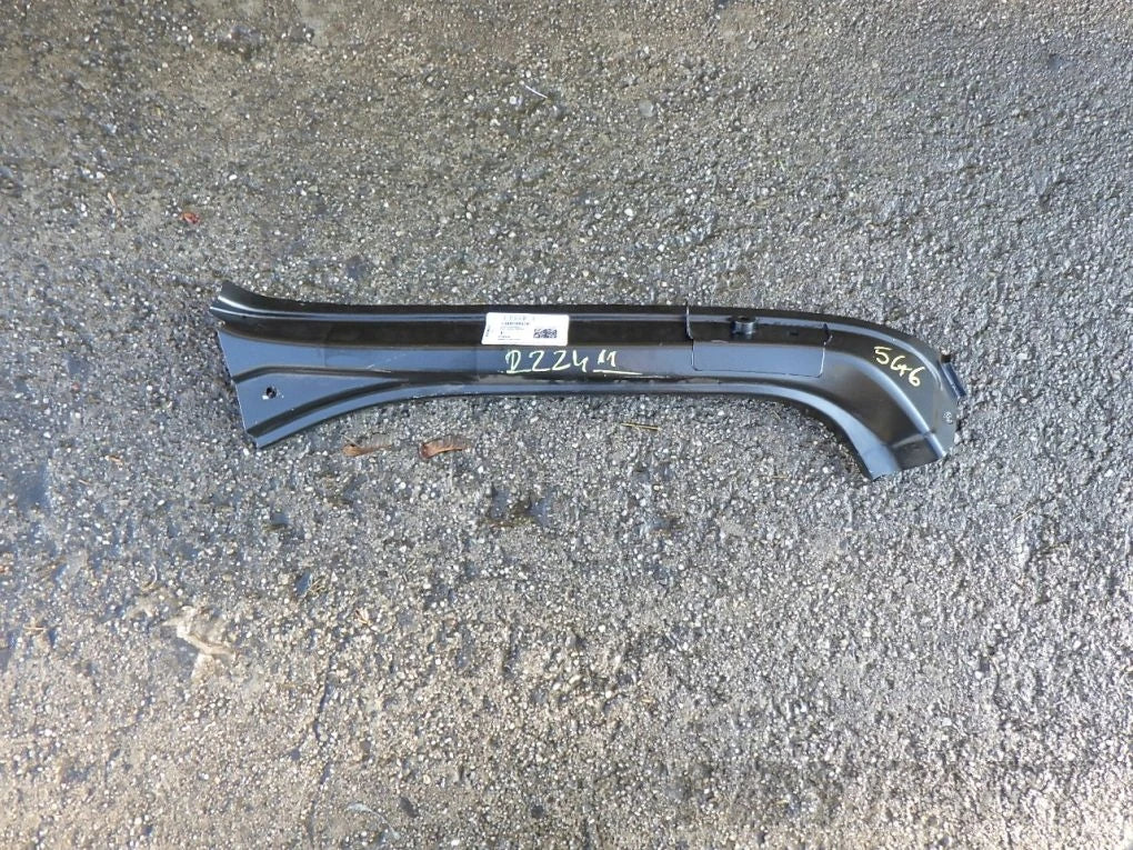 VW GOLF VII HB REAR RIGHT POST MOUNTING COVER 5G6809642B