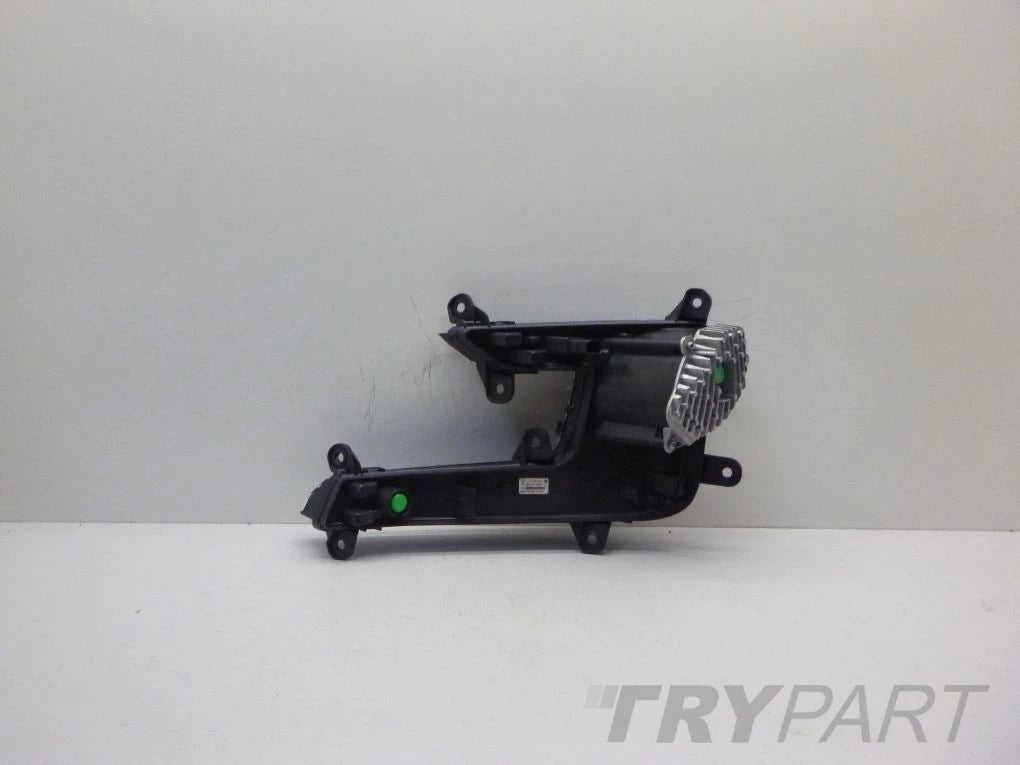 VW Passat B8 GTE DRL LED Left Halogen