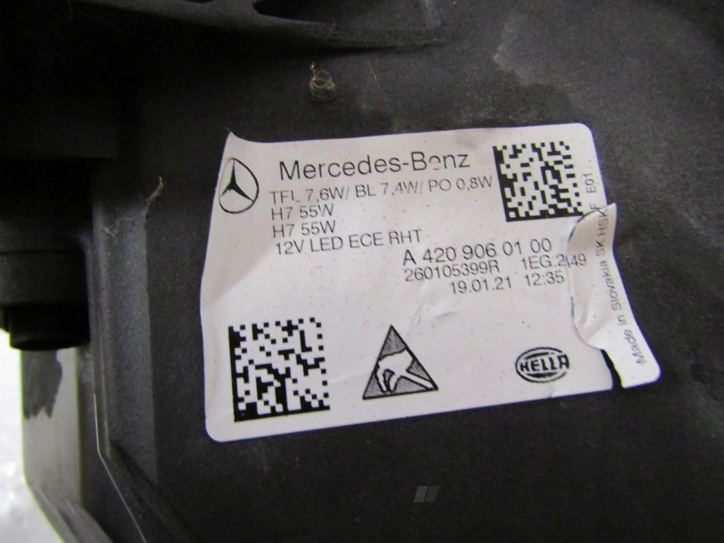 MERCEDES CITAN W420 STANDARD HEADLIGHT 21- RH A4209060100