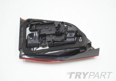OPEL ASTRA K V KOMBI RIGHT TAIL LIGHT IN TAILGATE ORG EU