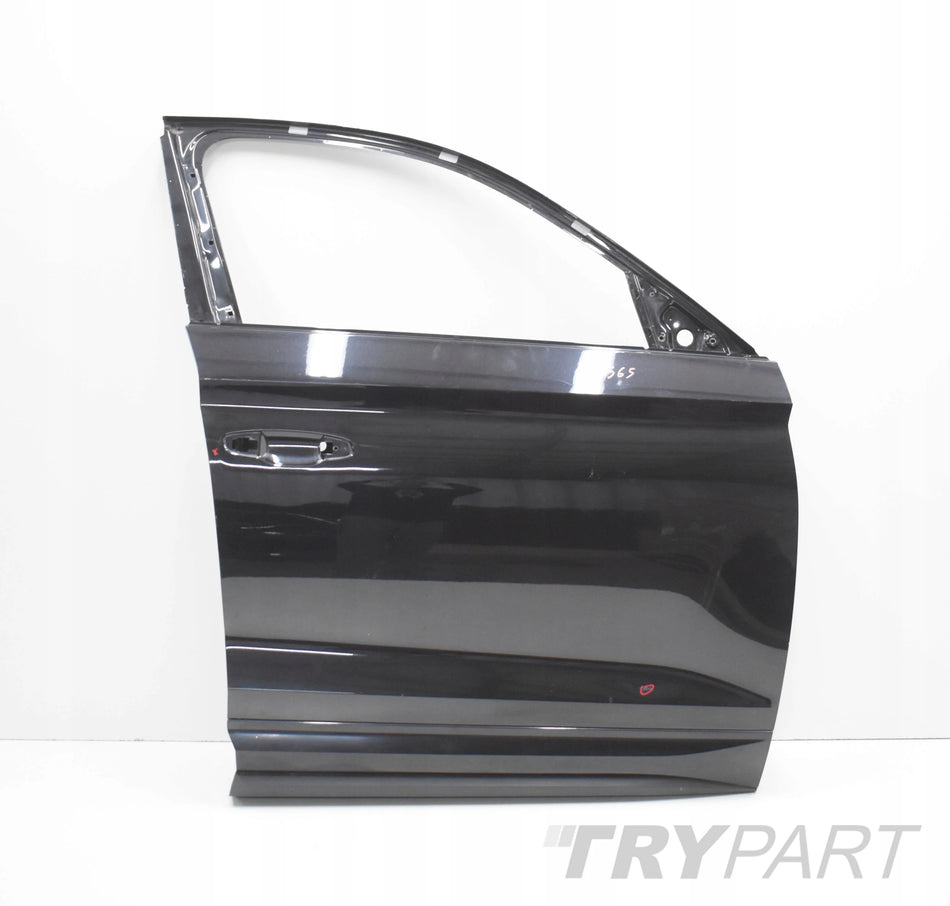 SKODA KODIAQ 565 RIGHT FRONT DOOR ORG + MOULDING