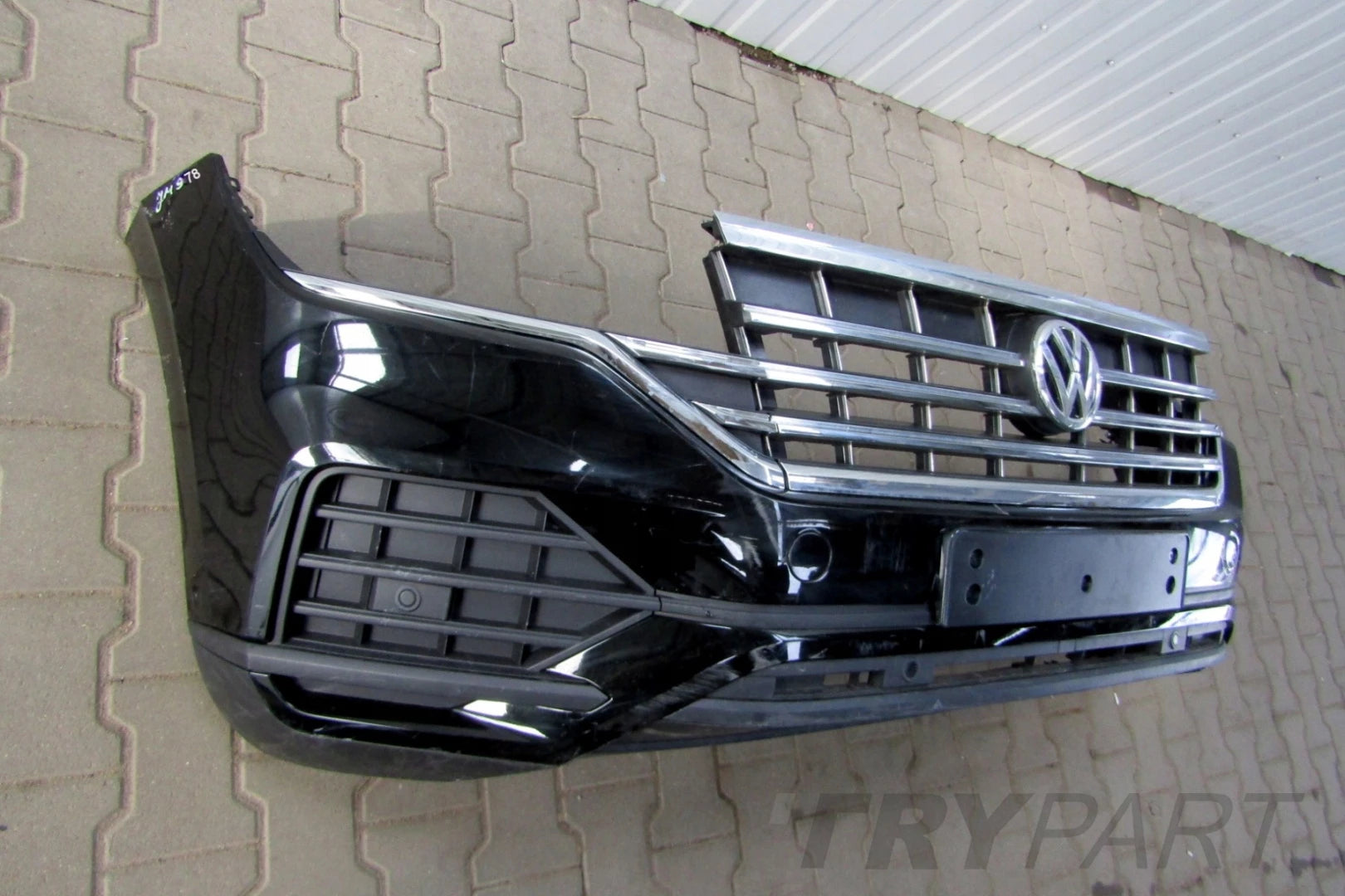 Front Bumper VW Touareg 3 III 760 6 PDC 18-