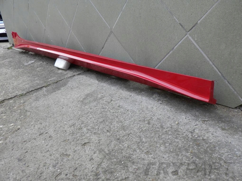 AUDI A5 SPORTBACK 8W 8W8 20- Right Sill Strip