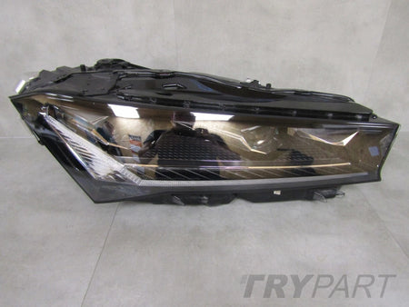 SKODA SUPERB IV FULL LED CRYSTAL LIGHTING HEADLAMP RIGHT 3P1941016B 2