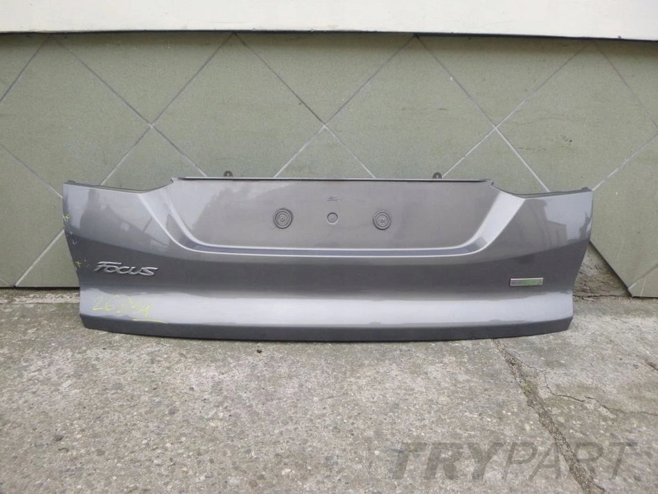FORD FOCUS III MK3 10- KOMBI Tailgate Trim Strip
