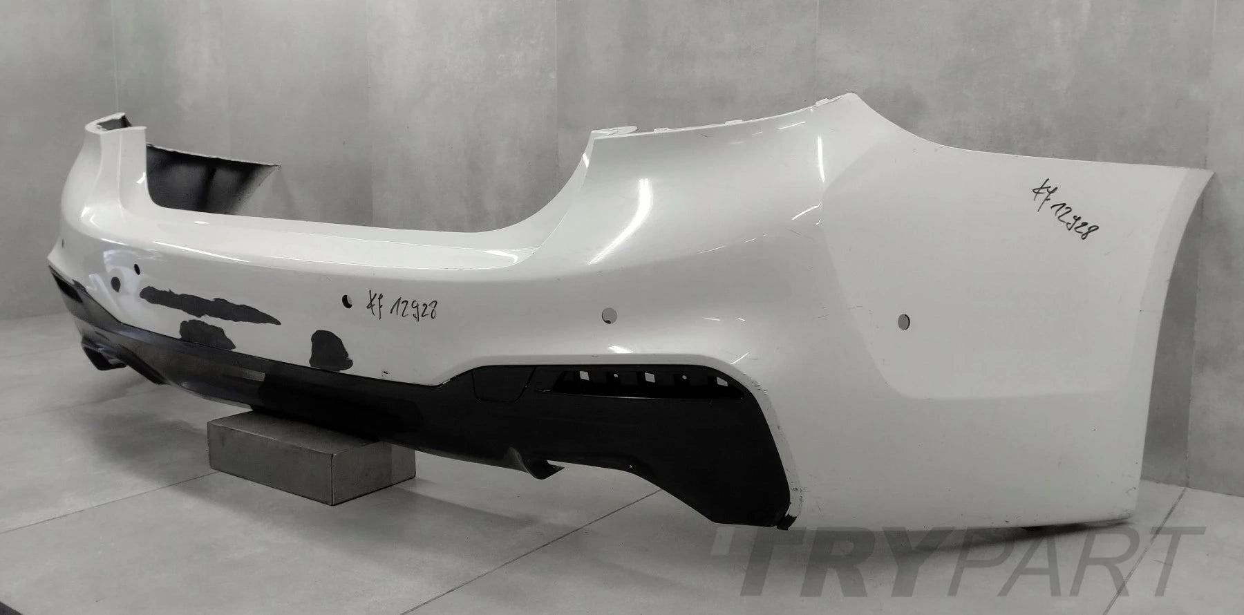 Rear Bumper for BMW 5 G30 M-Package Sedan 17-20