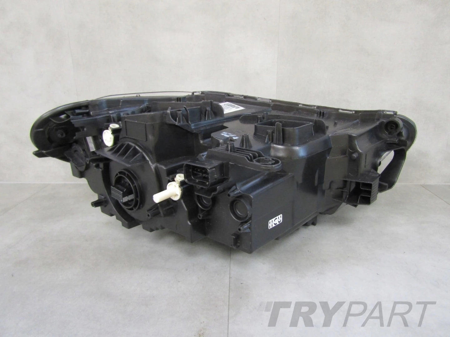 BMW X1 F48 LED Headlight 15-19 LH LEFT 7495003