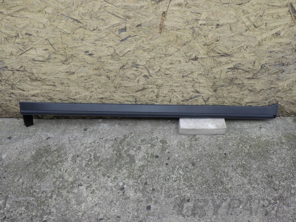KIA SPORTAGE V 5 2021- Right Sill Strip