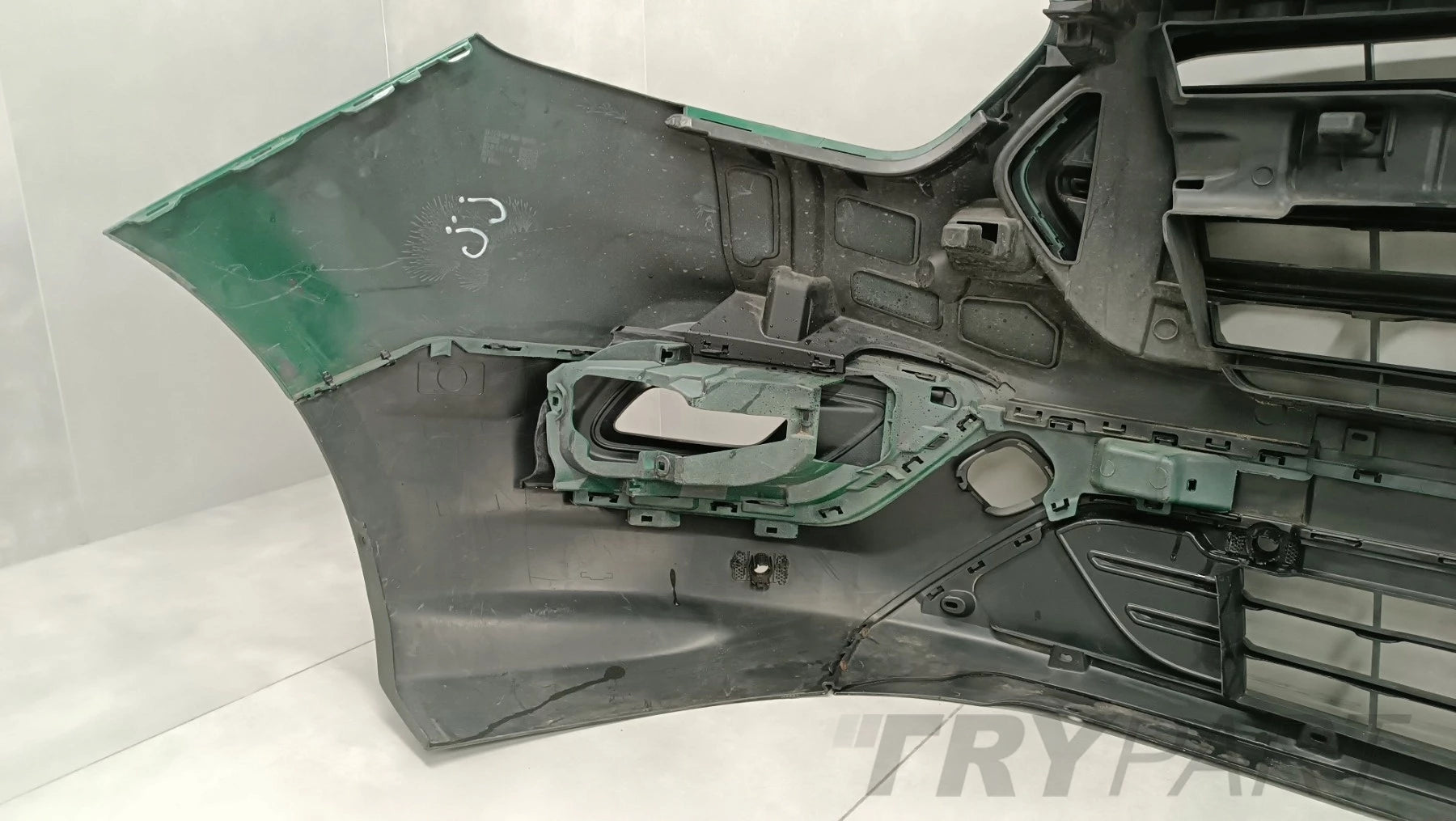 Ford Transit Custom Front Bumper Lift 17-22