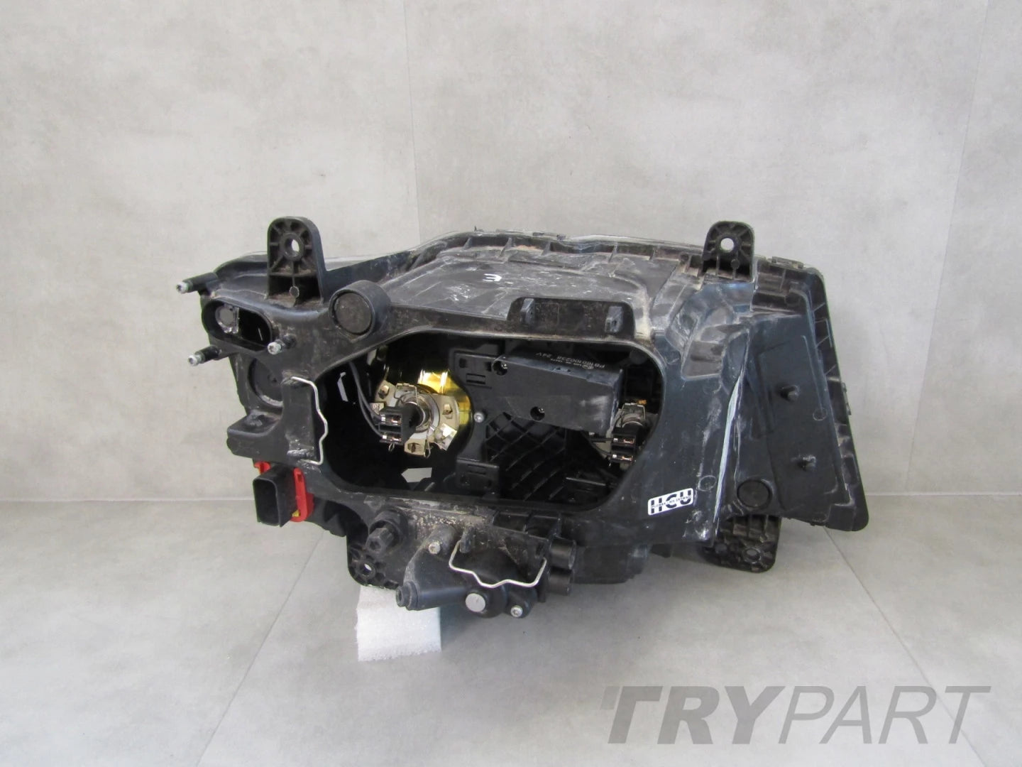 HEADLIGHT LAMP MAN TGX TGE TGS STANDARD 20- LH