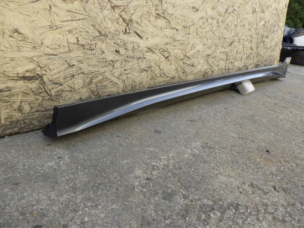 AUDI A5 SPORTBACK 8W 8W8 20- Left Sill Trim Strip