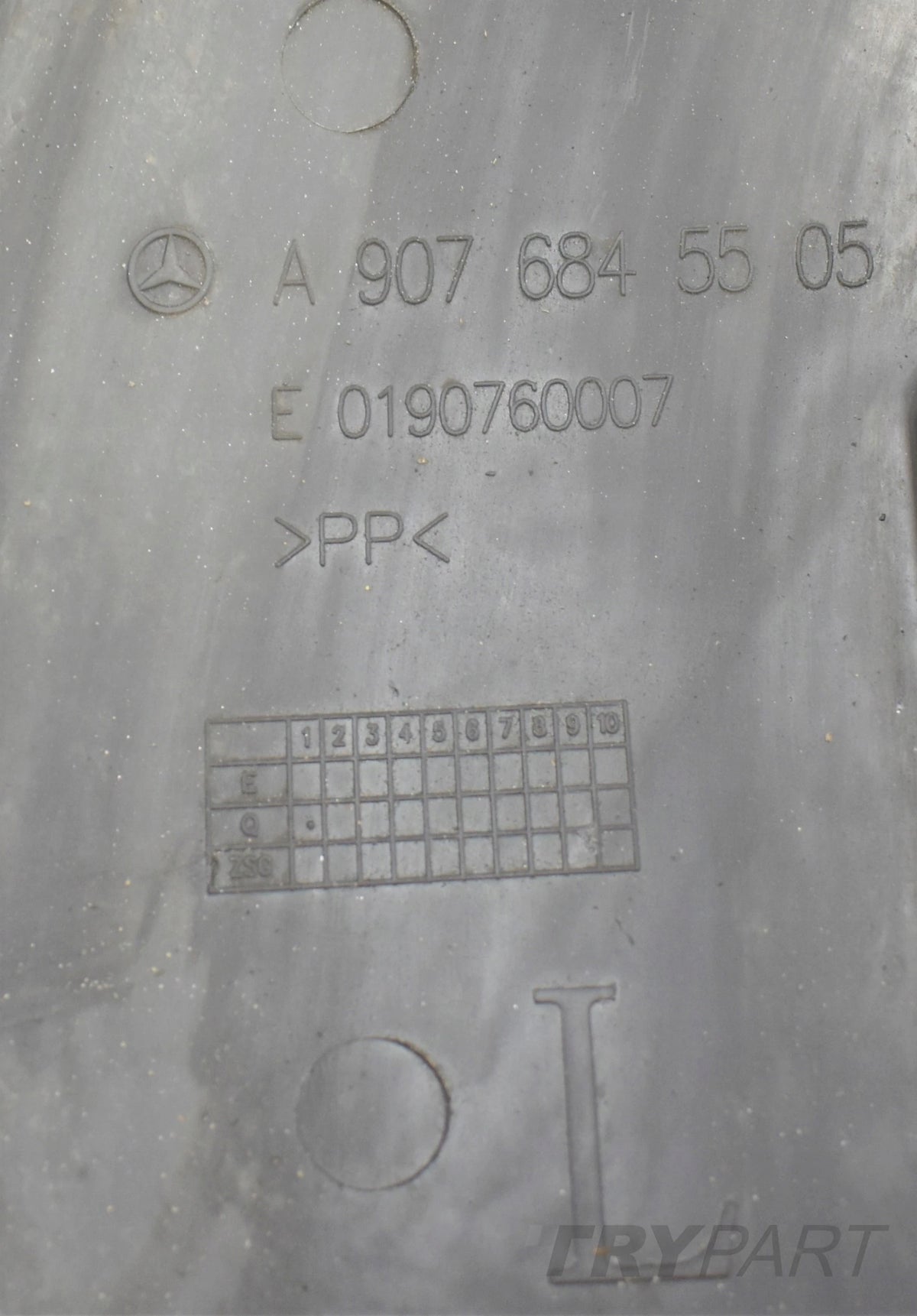 MERCEDES SPRINTER W907 W910 LEFT FRONT FENDER ORG