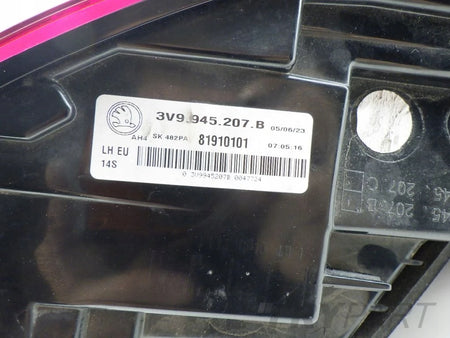 SKODA SUPERB III 3 KOMBI LIFT 3V9 LED 19- Rear Left Lamp