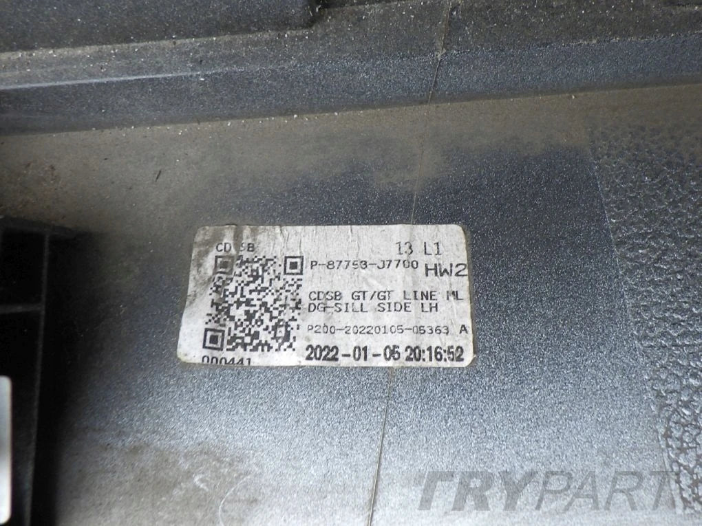 KIA PROCEED III 3 GT 18- left sill protector strip