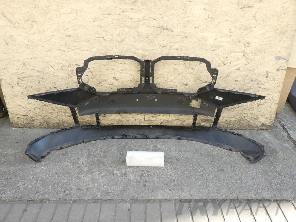 BMW XM G09 22- Front Bumper