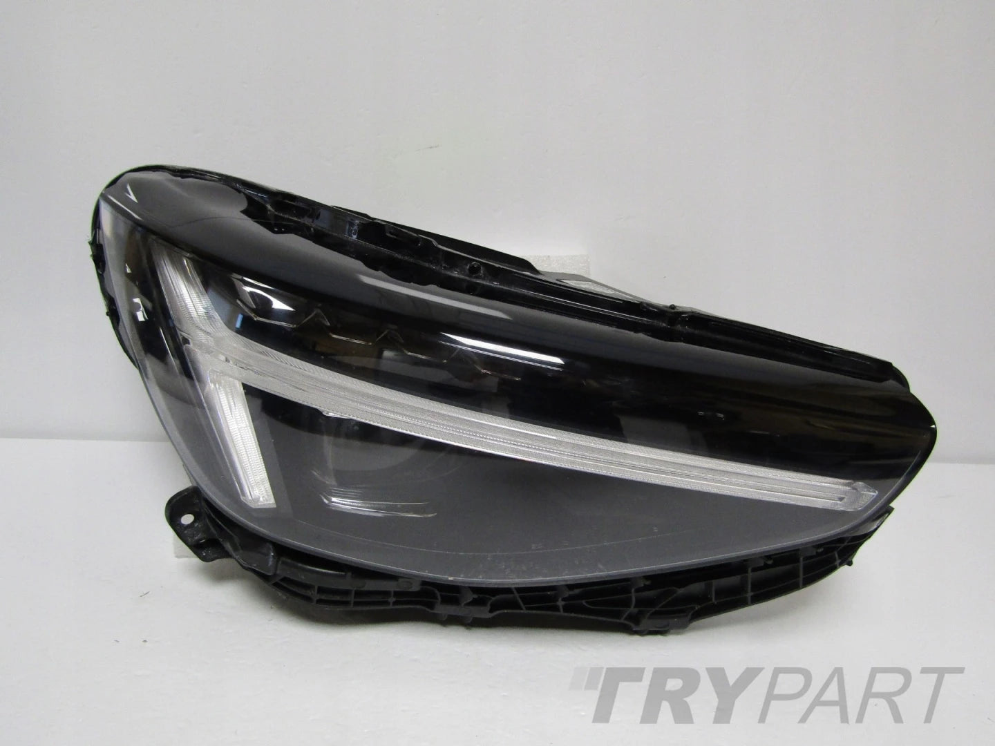 HEADLAMP VOLVO XC40 LIFT FULL LED PIXEL 22- RH 32392325