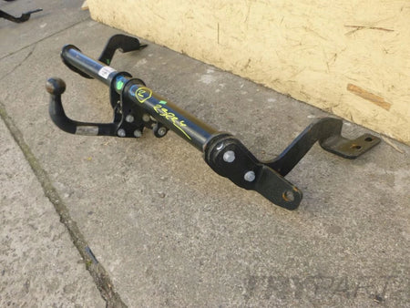 CITROEN BERLINGO IV RIFTER COMBO E Towing Hook