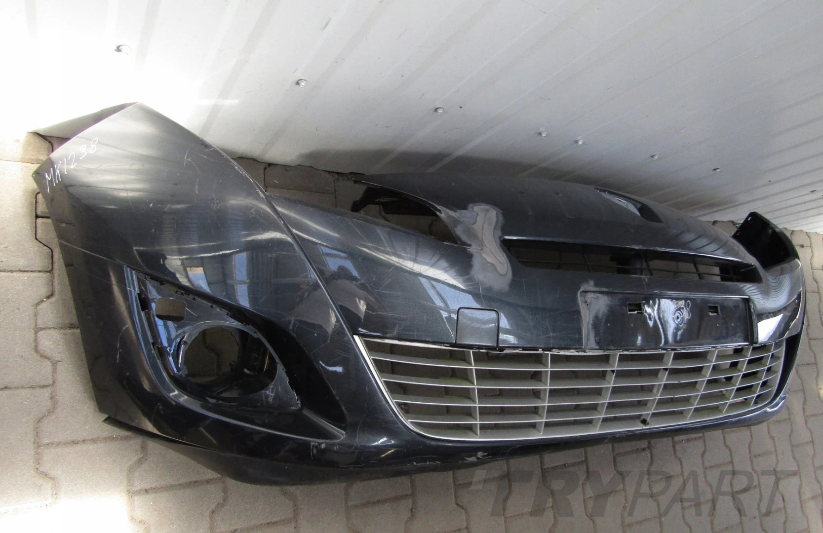 Front bumper RENAULT GRAND SCENIC III 3 09-12