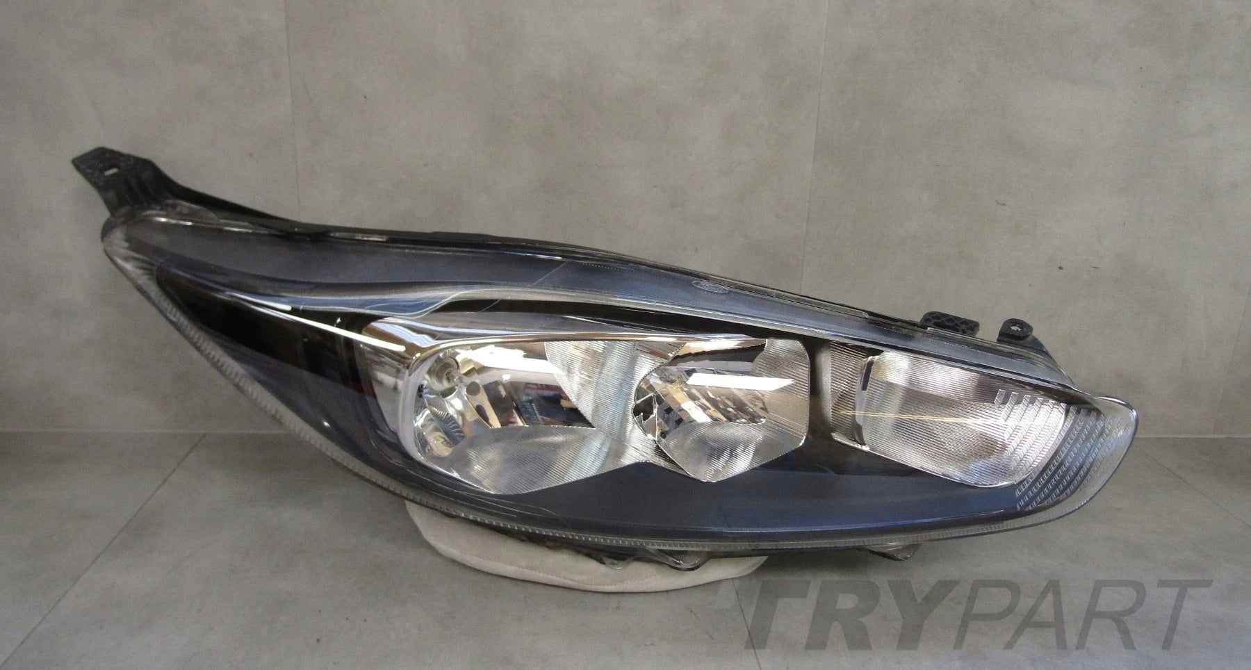 FRONT LAMP FORD FIESTA MK7 LIFT STANDARD 12- RH C1BB-13W029-AE