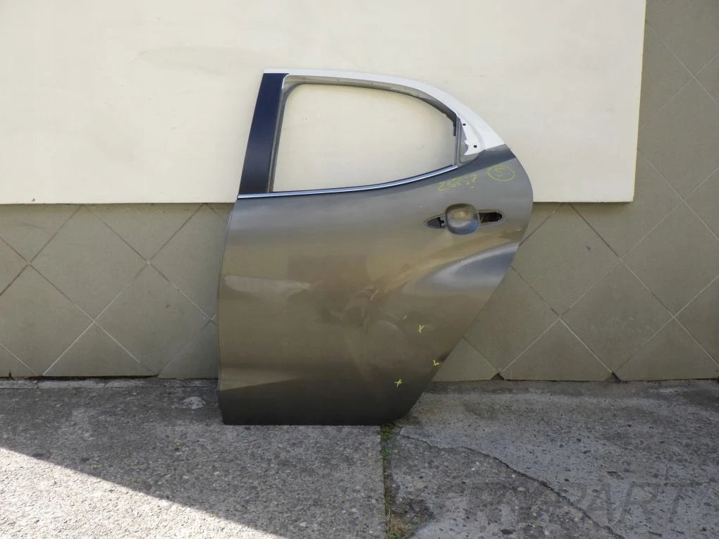 TOYOTA YARIS 4 IV P21 2020- Rear Left Door