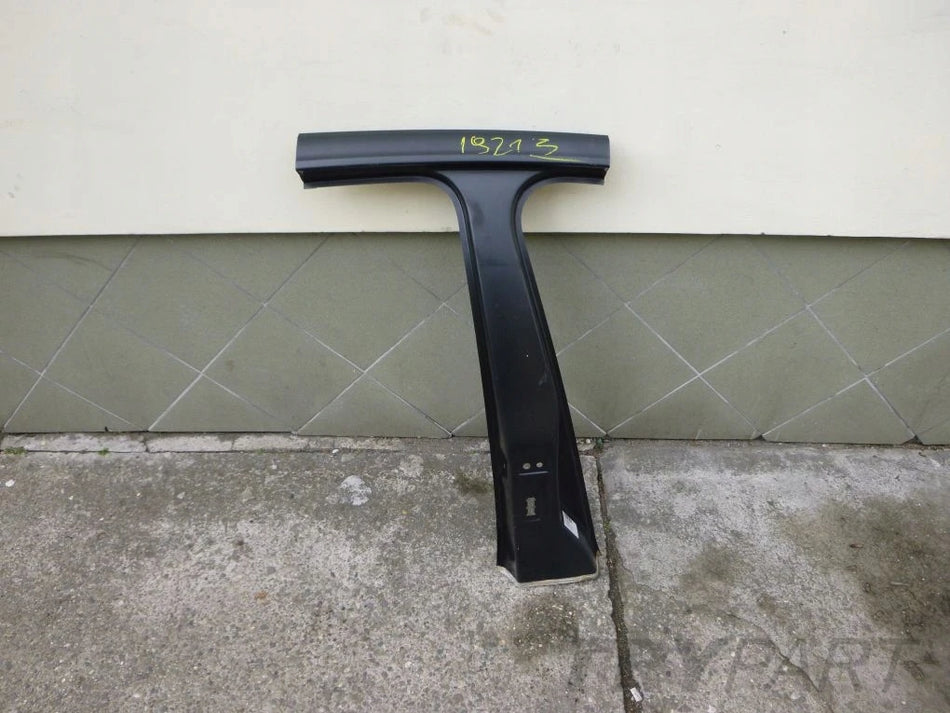 VW Golf 7 VII Right B-pillar