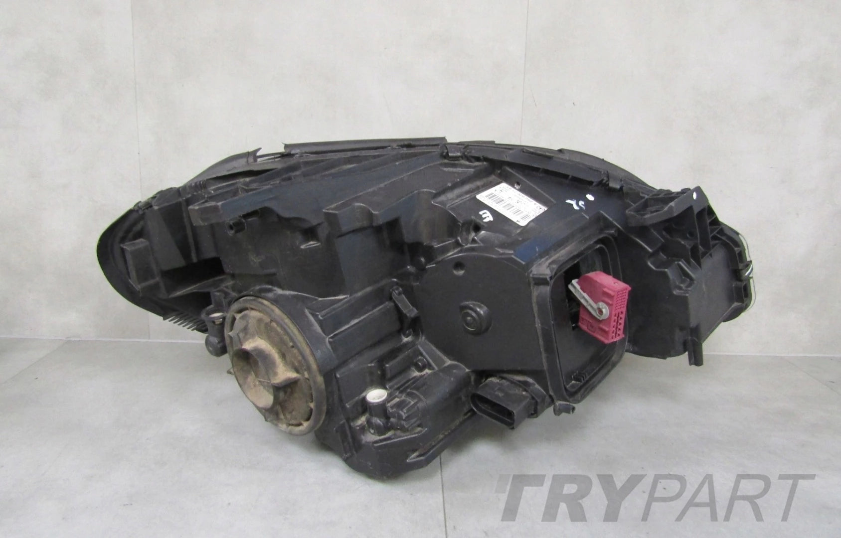 MERCEDES B CLASS W246 XENON HEADLIGHT LEFT 11-14 A2468207