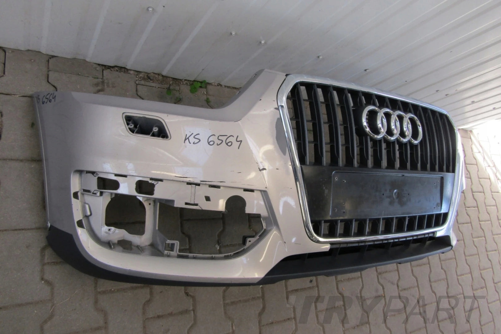 Front Bumper Audi Q3 8U0 11-14